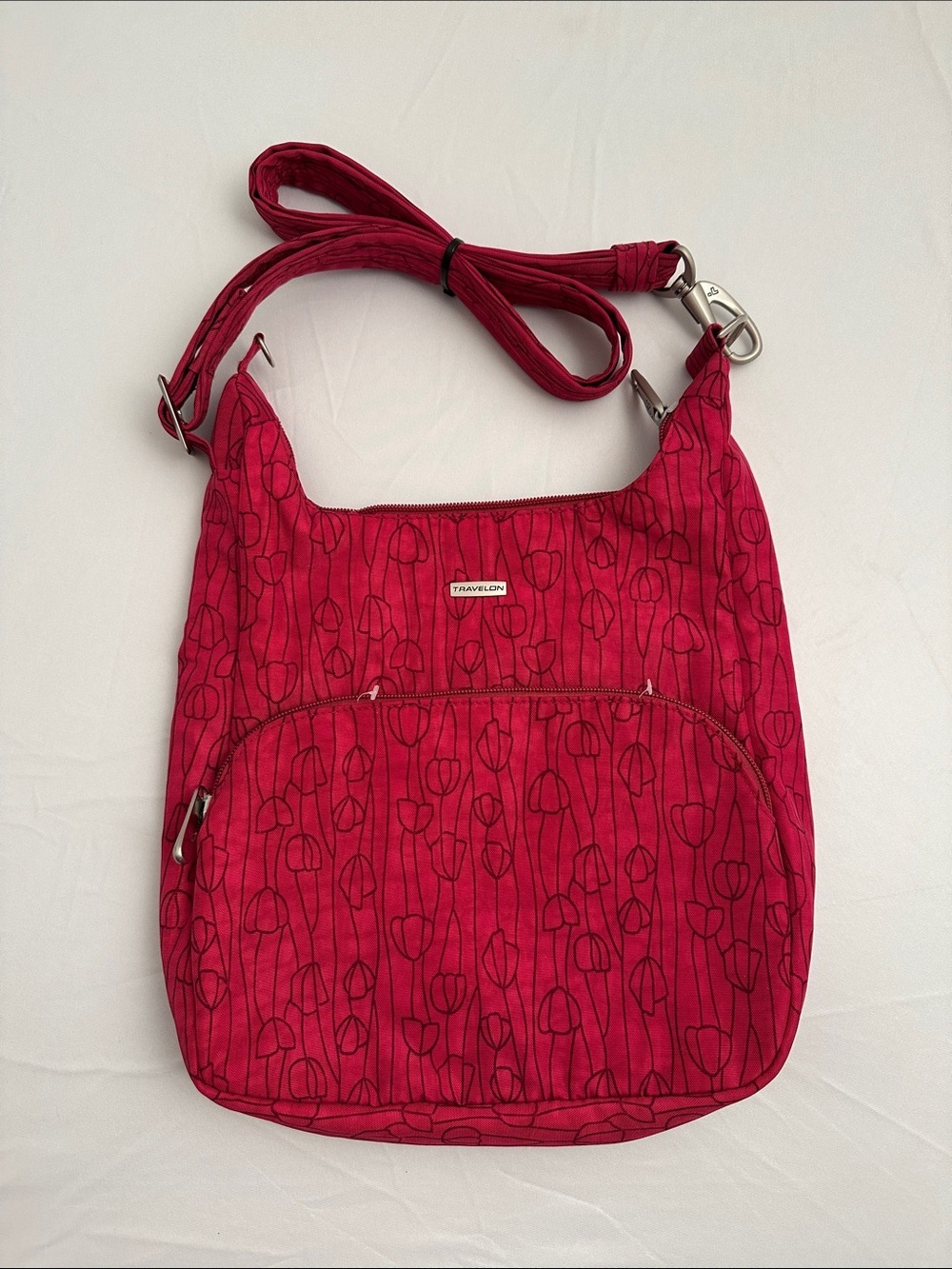 Travelon Essential Anti-theft RFID adjustable strap hobo crossbody messenger bag